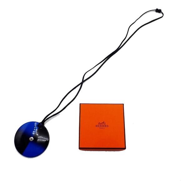 Hermès Buffalo Horn And Lacquer Necklace Blue